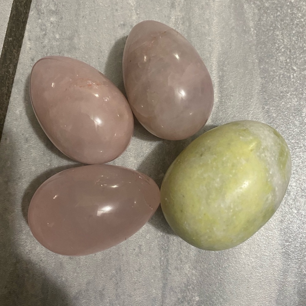 Egg crystal bundle of 4